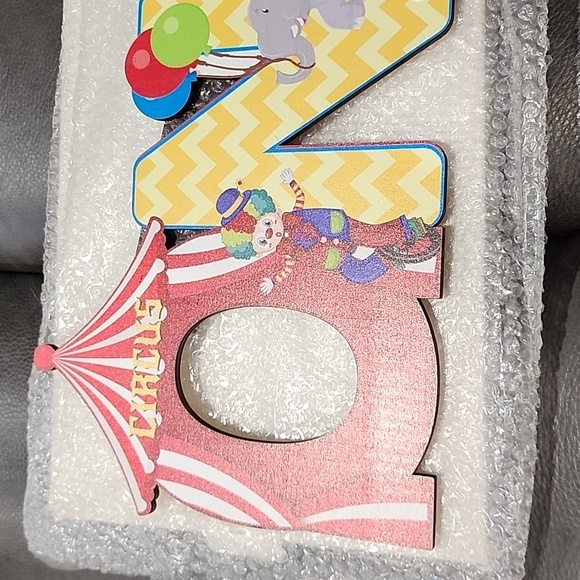 Circus number one stand - Picture 3 of 4